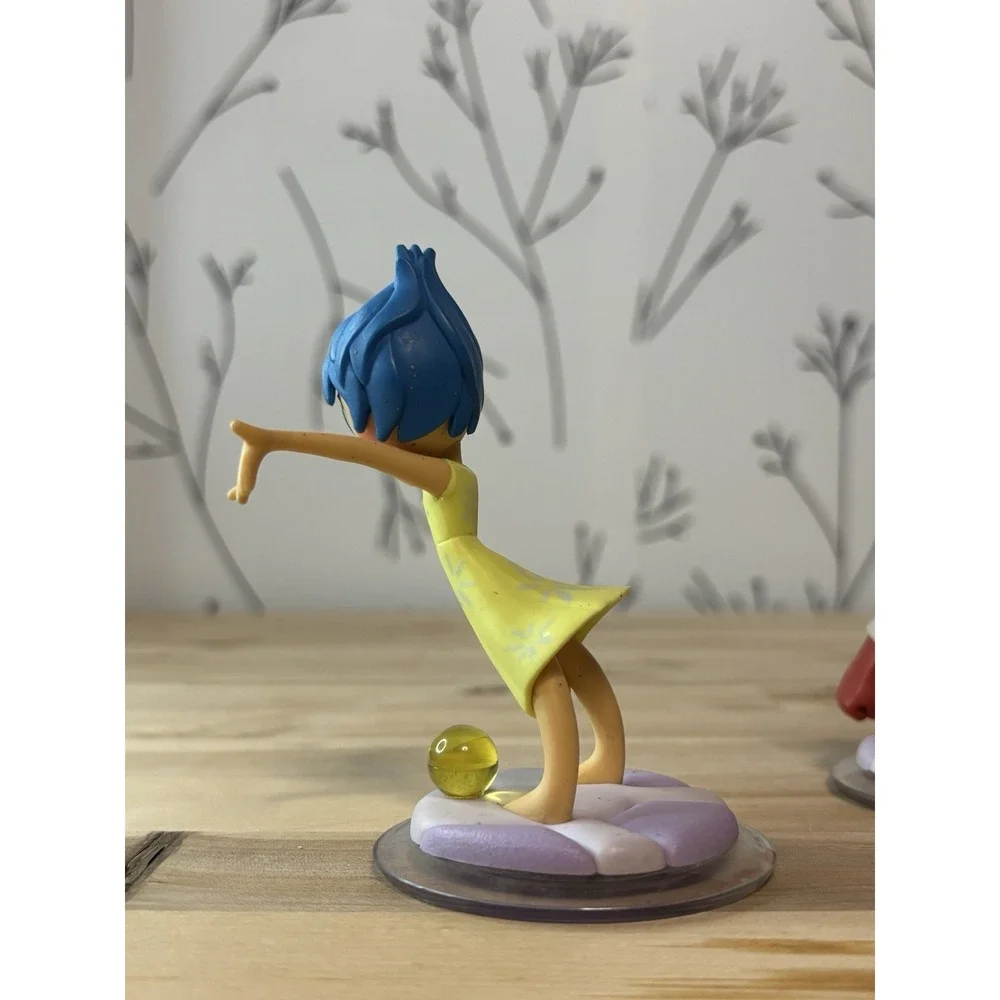 Disney Infinity 3.0 Fear, Disgust, Joy, Anger, Sadness Figures & Play Piece